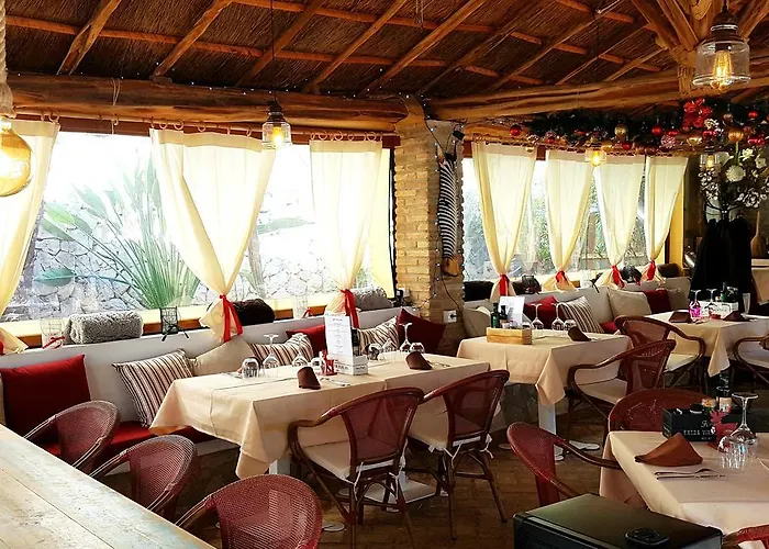 公寓式酒店 Casa Marina Suites 贝尼萨
