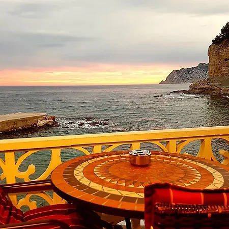 Ξενοδοχείο με διαμερίσματα Casa Marina Suites